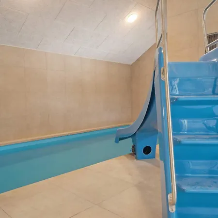 Hébergement de vacances 5 Star In Aakirkeby