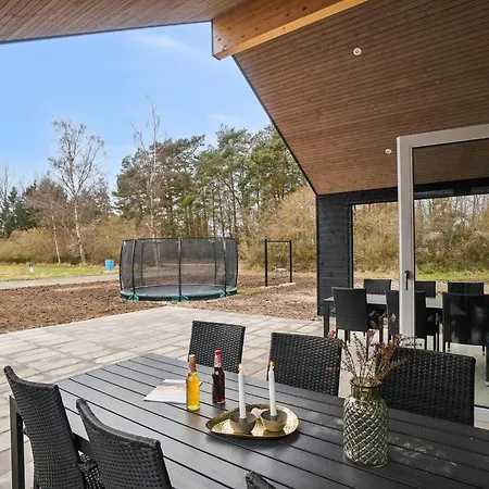 Holiday home 5 Star In Aakirkeby Vester Somarken