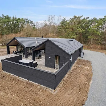 5 Star In Aakirkeby Holiday home