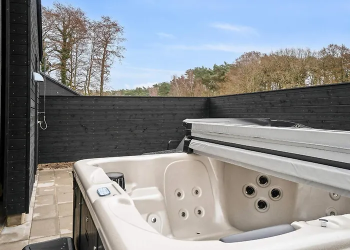 5 Star In Aakirkeby * Vester Somarken