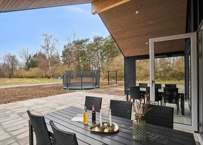 Holiday home 5 Star In Aakirkeby Vester Somarken